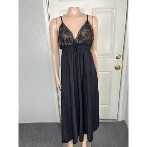 Vintage Chevette Lingerie Nightgown Floral lace Strappy Sheer Medium Long LL3